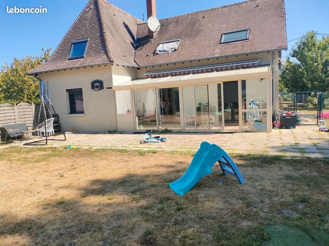 Maison 8 pièces 160 m² · à Cloyes-les-Trois-Rivières · 160 m² · 225 000 €