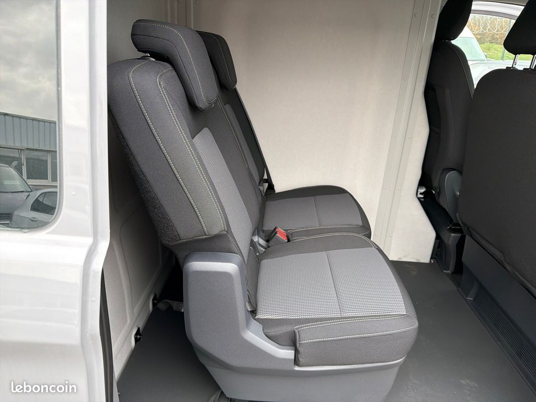 Volkswagen utilitaires transporter procab cloison l l1h1 2.0 tdi 150 bva8 business (image 25)