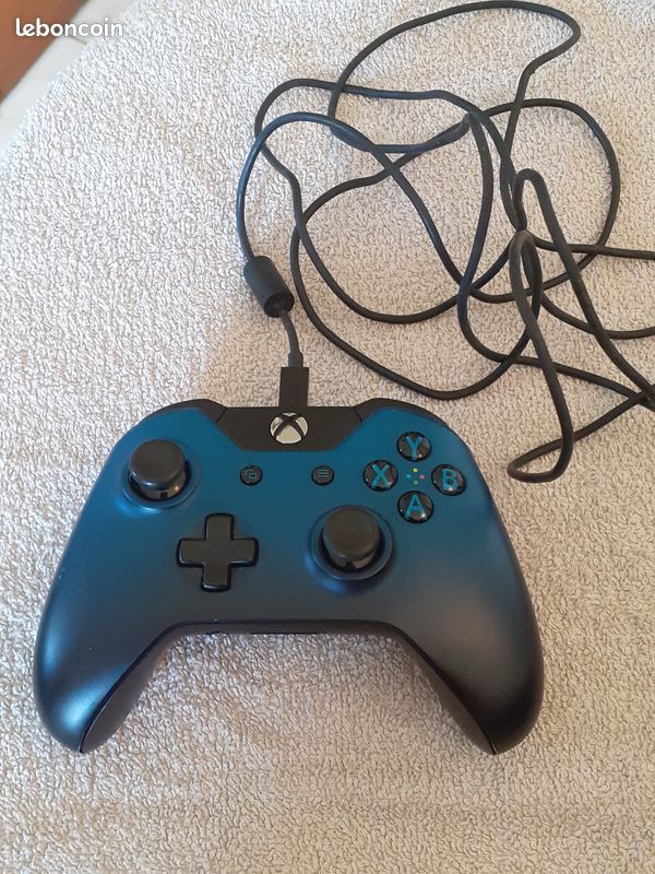 Coque Inférieure Xbox One 1540 - Plasturgie Officielle Microsoft - Noire - Bon état