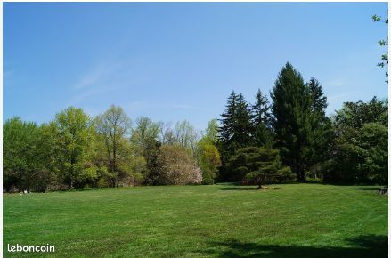 Terrain 550 m² Genas · 300 000 €