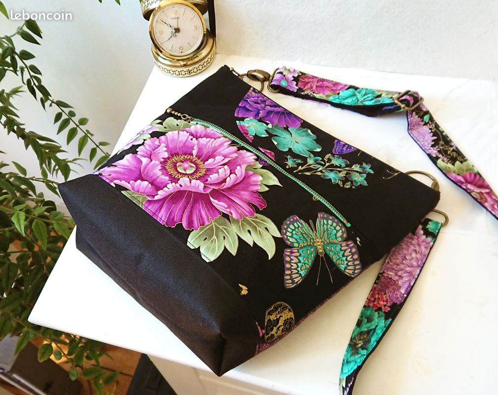 Sac à main tissu coton floral japonais, rose, turquoise, noir, triple ouverture, sangle ajustable (image 5)