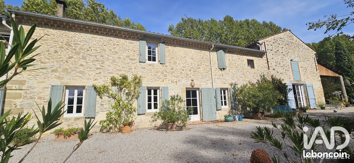 Maison 9 pièces 466 m² · à Soual · 466 m² · 520 000 €