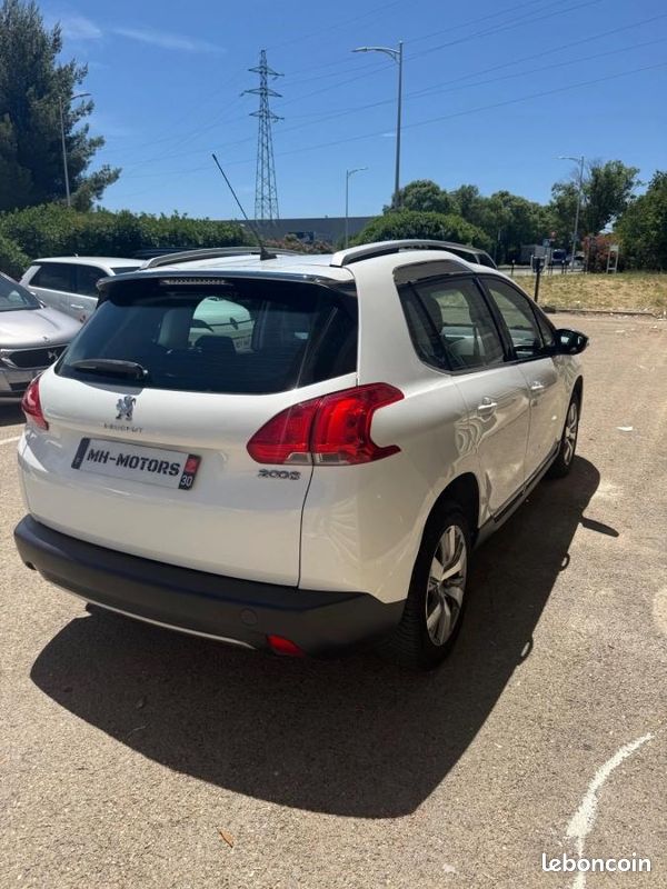 Peugeot 2008 1.6 VTI 120 CH ALLURE (image 5)