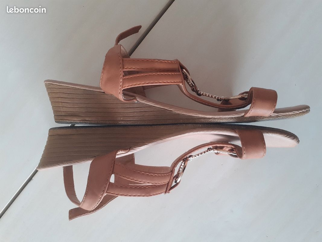 Sandales maron avec strass T41 (image 4)