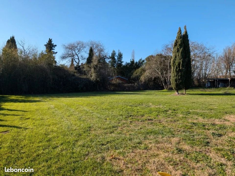 Terrain 600 m² · à Cugnaux · 149 000 €