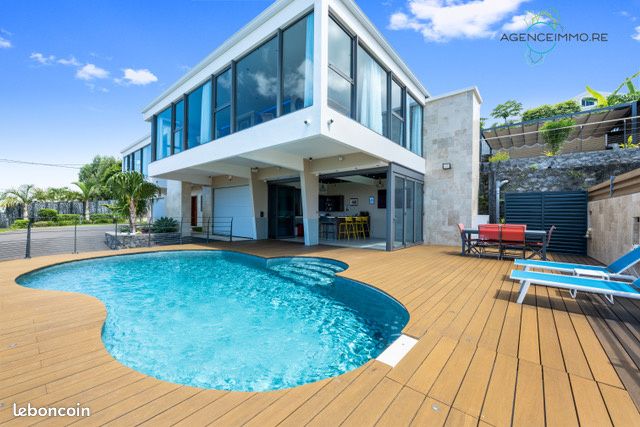 Maison 7 pièces 287 m² · à Saint-Denis · 287 m² · 1 743 000 €