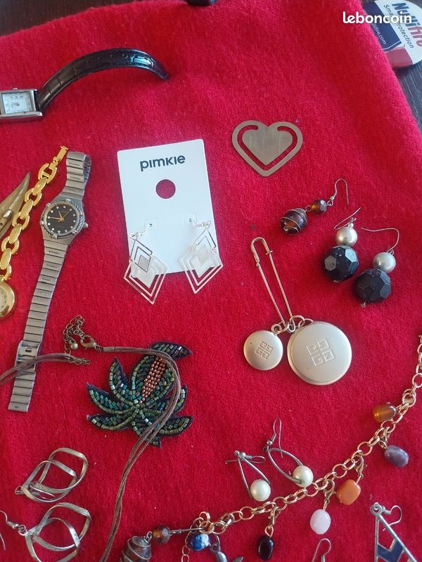 1 lot de bijoux fantaisie comprenant notamment : - 2 ba... - 86497950-155 1 lot de bijoux fantaisie comprenant notamment : - 2 ba... - 86497950-155