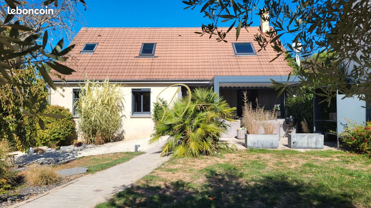 Maison 7 pièces 138 m² · à Bailleau-Armenonville · 138 m² · 420 000 €