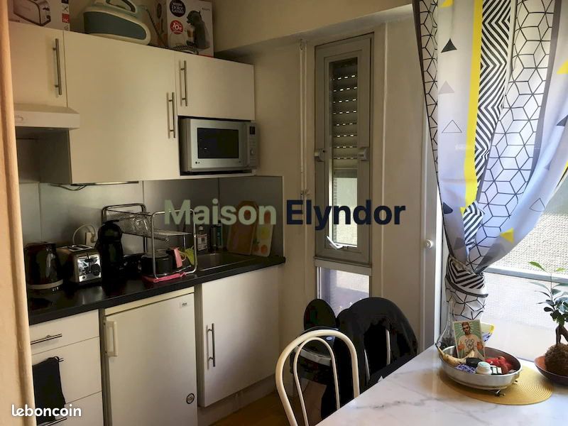 Appartement 1 pièce 28 m² · à Paris · 28 m² · 957 €/mois