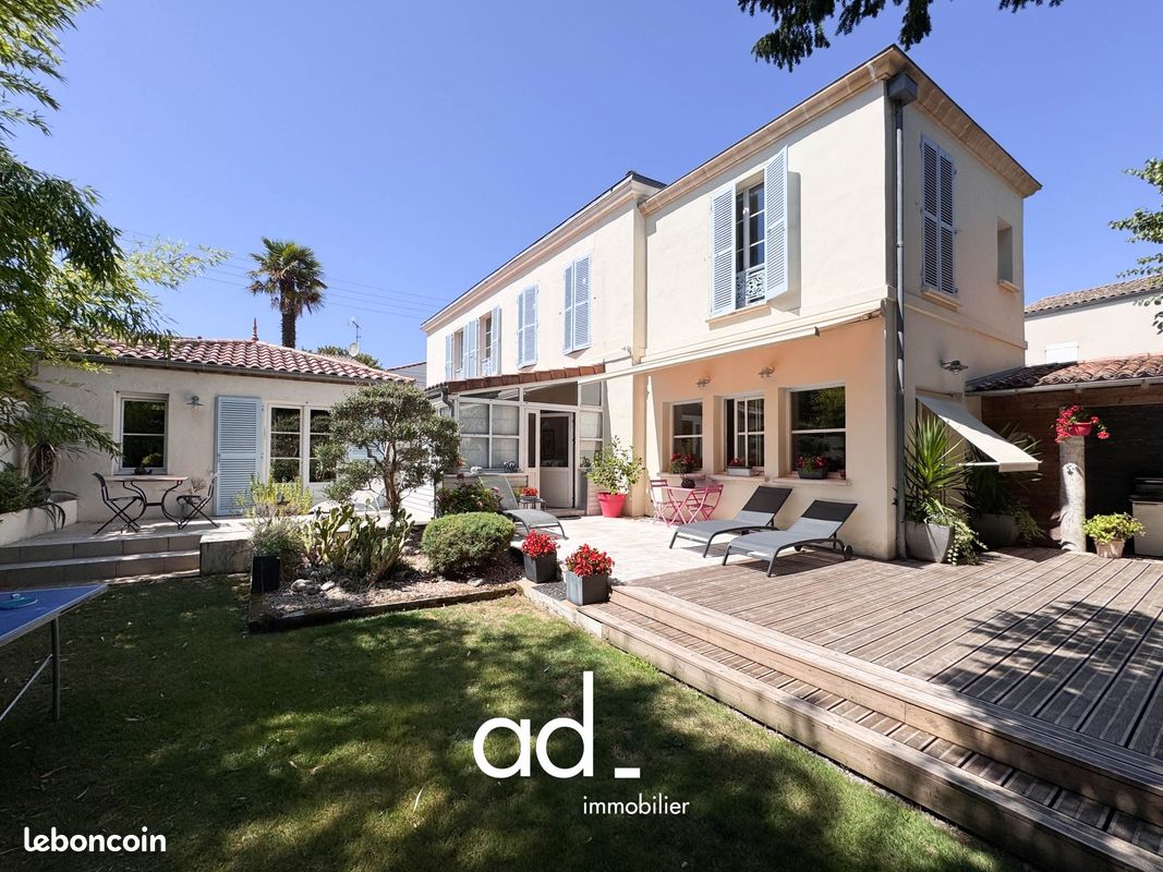 Maison 6 pièces 193 m² · à Aytré · 193 m² · 890 000 €