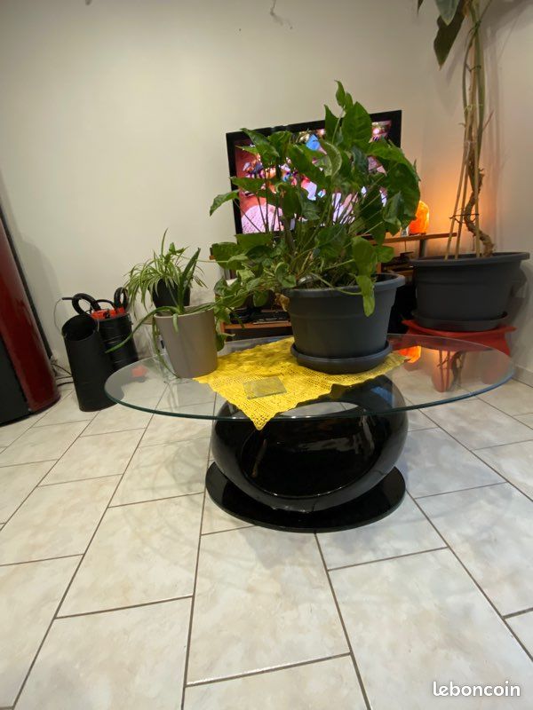 Table basse en verre (image 1)