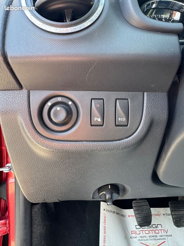 DACIA SANDERO II 1.5DCi 90CH Eco² Stepway Ambiance (image 11)