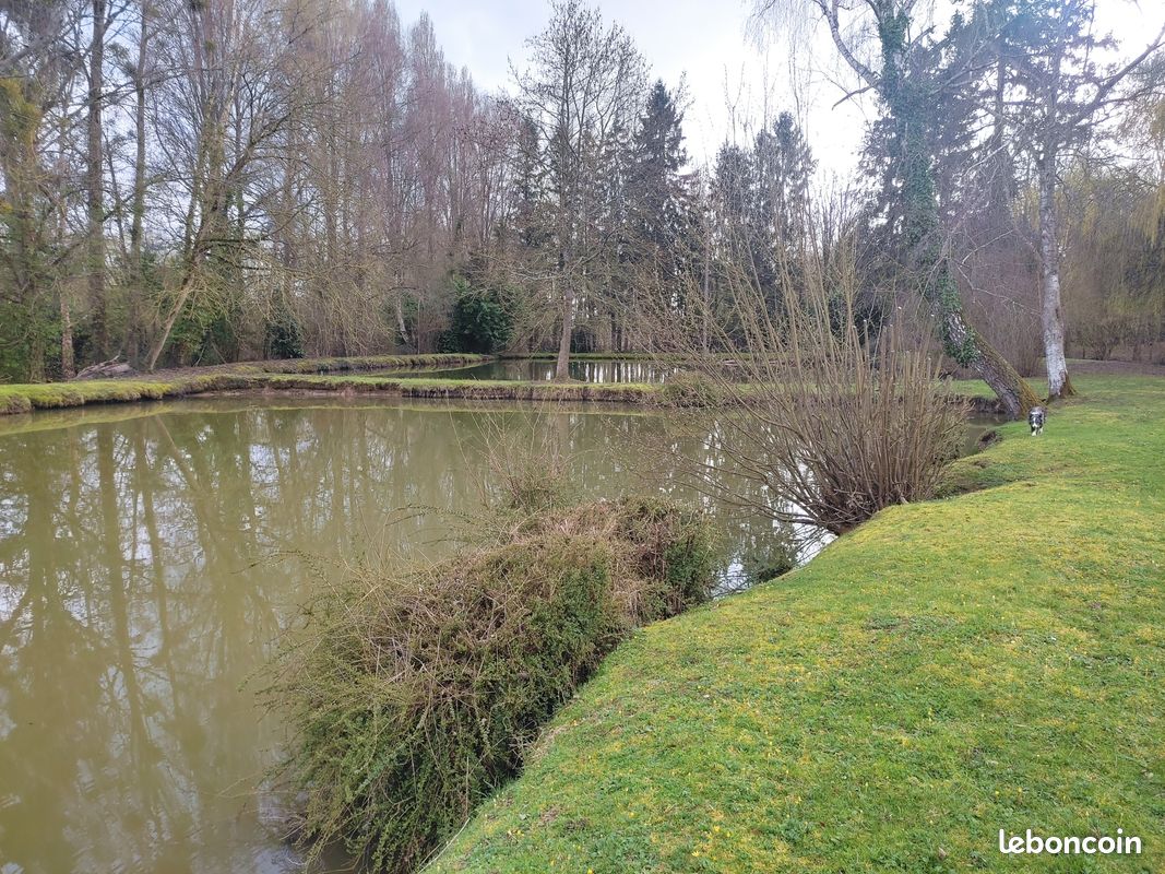 Terrain 5728 m² · à Vernie · 5 728 m² · 44 000 €