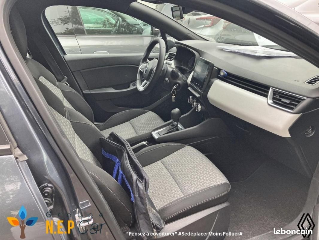 Renault Clio V E-Tech 140 - 21N Limited (image 8)