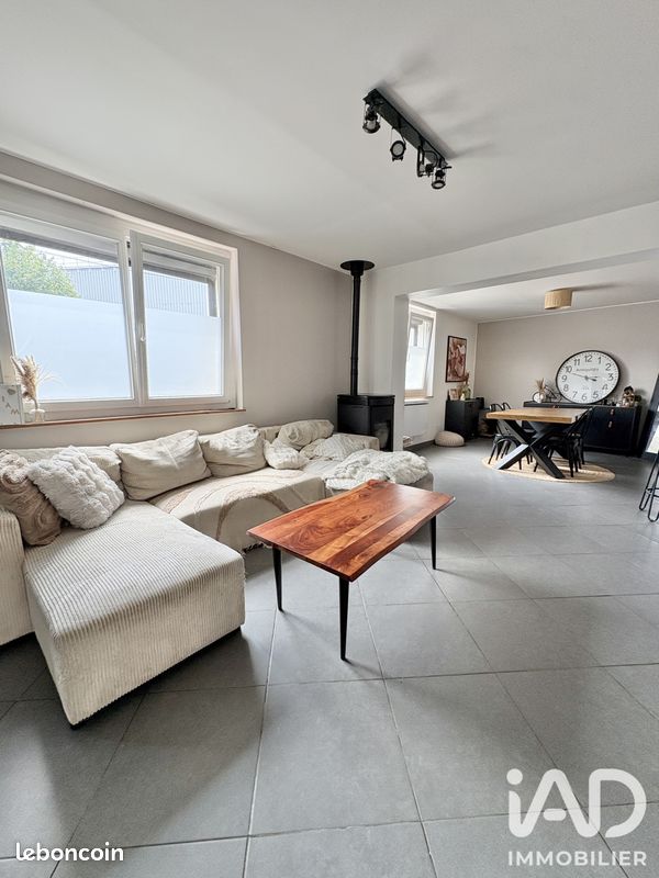 Maison 8 pièces 160 m² · à Bruay-sur-l'Escaut · 160 m² · 199 000 €