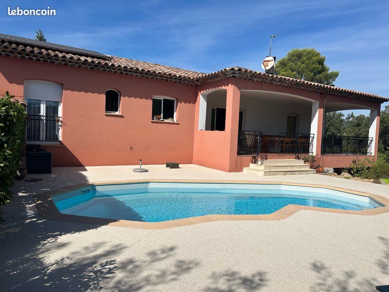 Maison 8 pièces 190 m² · à Fréjus · 190 m² · 675 000 €