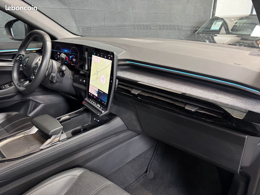 RENAULT Austral 1.3 TCe Mild Hybrid 160ch Techno 1ère main (image 13)