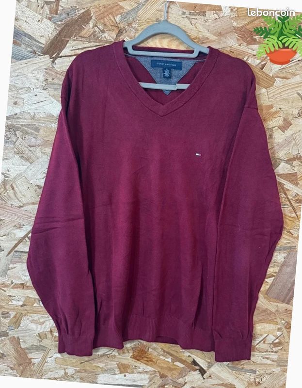 Pull tommy hilfiger rouge bordeaux col v taille XL vintage (image 1)