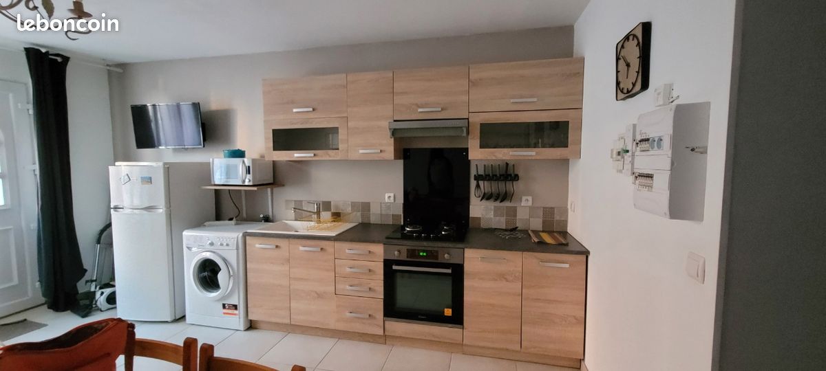 Appartement 8 pièces 127 m² · à Cransac · 127 m² · 100 000 €