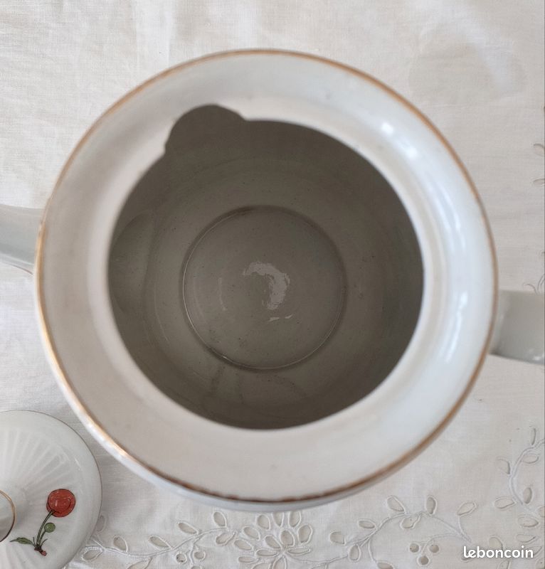 Théière ancienne vintage en porcelaine motif cerises 🍒 champêtre (image 8)