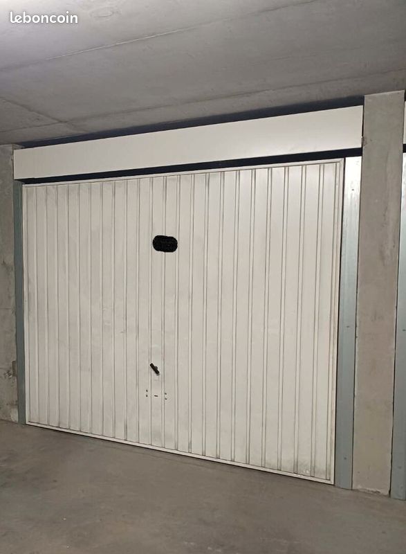 Parking/box LYON (image 3)