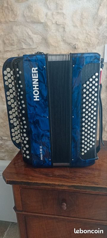 Accordéon hohner nova II (image 1)
