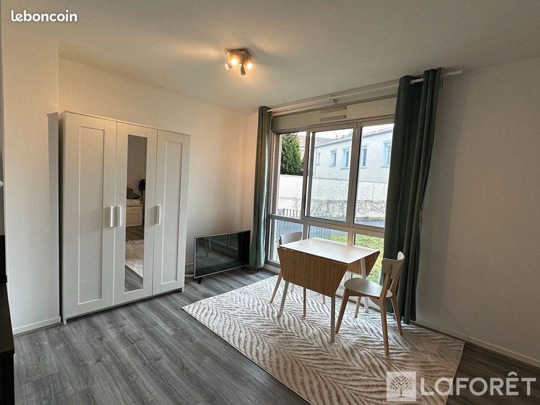 Appartement 1 pièce 21 m² · à Reims · 21 m² · 520 €