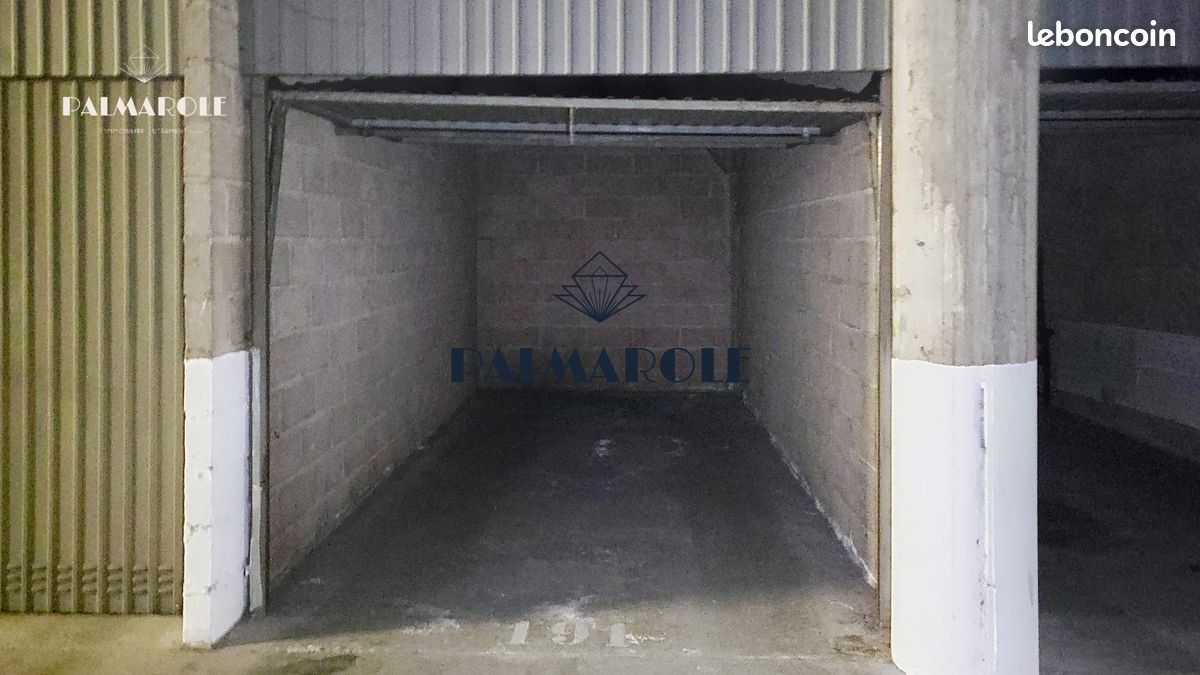 Parking 13 m² · à Perpignan · 13 m² · 100 €/mois