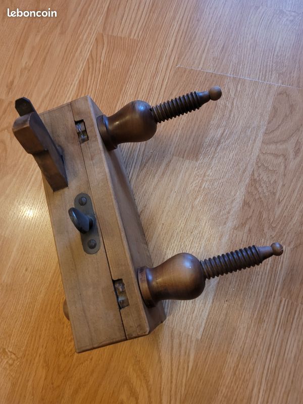 2 Rabots Anciens De Menuisier/ébéniste – Bois Et Acier – Lames 2 Cm Et 3,5 Cm