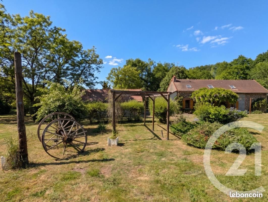 Maison 6 pièces 124 m² · à Lourdoueix-Saint-Pierre · 124 m² · 118 000 €