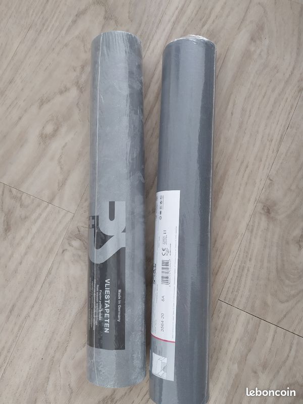 Rouleaux de papier peint (image 1)