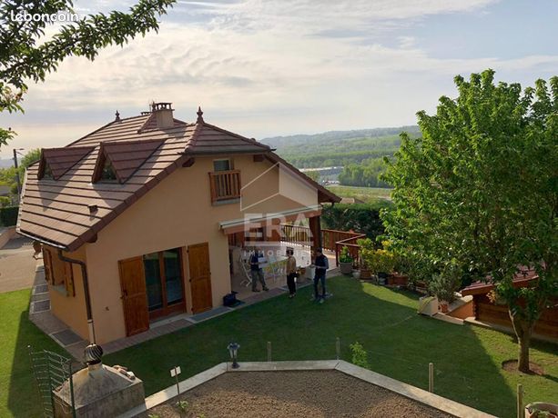 Maison 8 pièces 280 m²