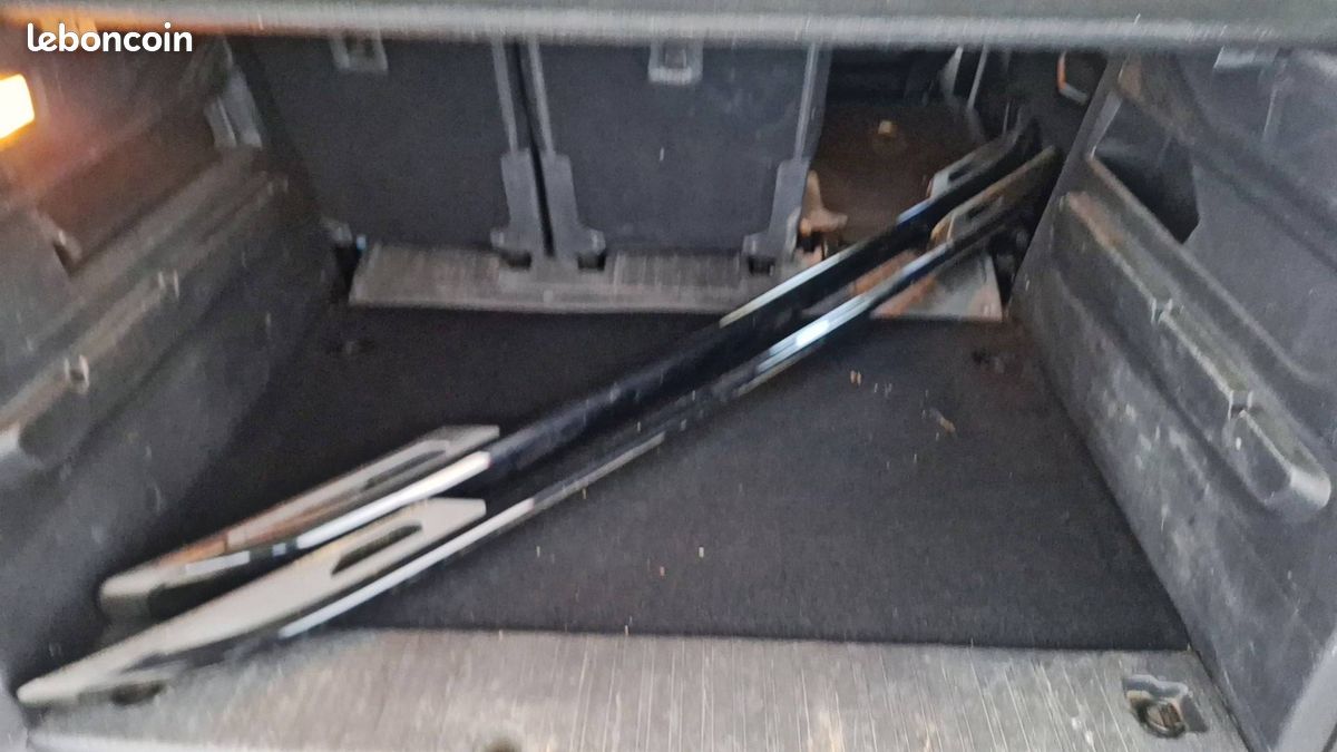 Peugeot rifter standard bluehdi 130 ss eat8 gt (image 19)