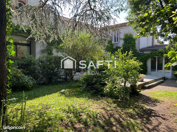 Maison 9 pièces 269 m²