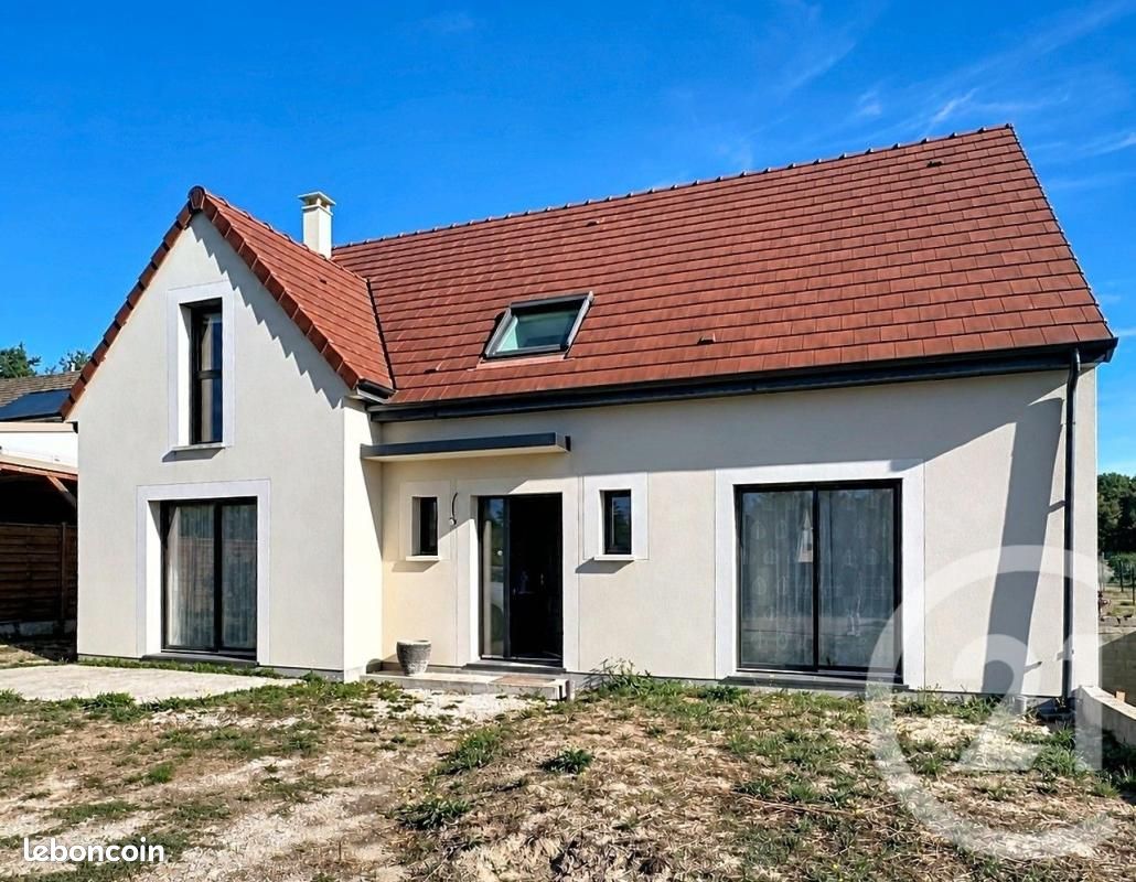 Maison 6 pièces 163 m² · à Donnery · 163 m² · 358 000 €