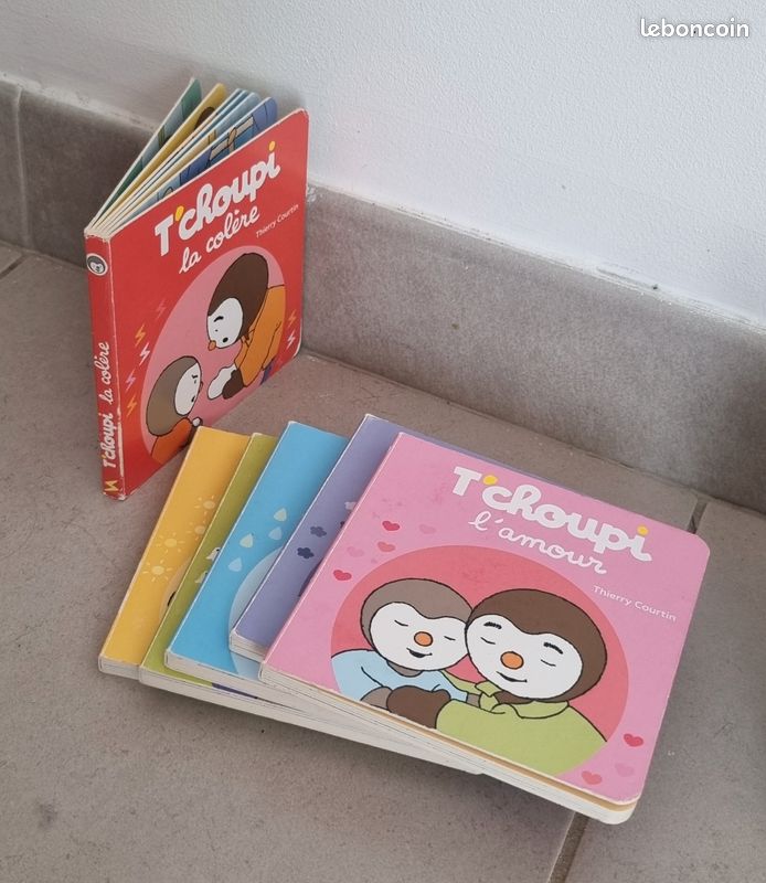 Lot de 19 petits livres Tchoupi Thierry Courtin (image 6)