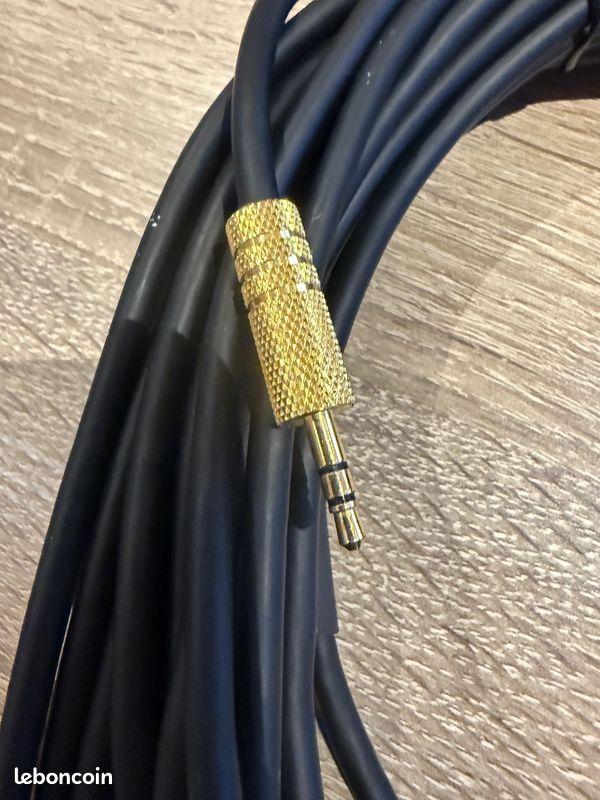 Cable Audio HQ - connecteurs dorés - 10 metres (image 3)