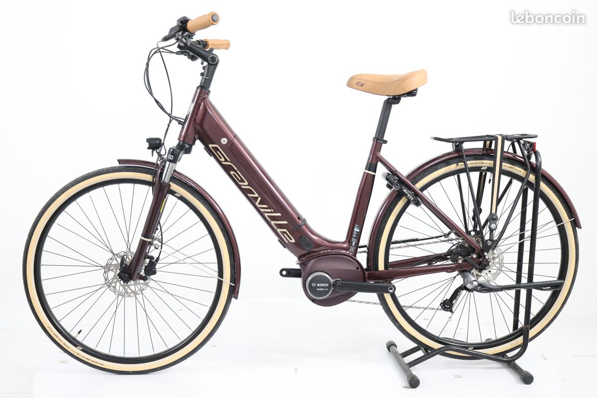 GRANVILLE E-Integrated 30 2024 - Vélo Vtc Électrique | Disponible à la location (image 2)
