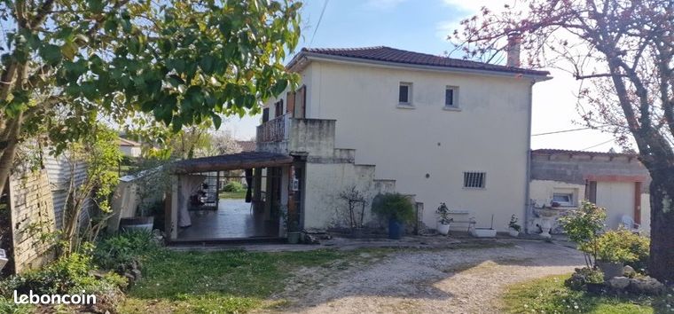 Maison 6 pièces 185 m²