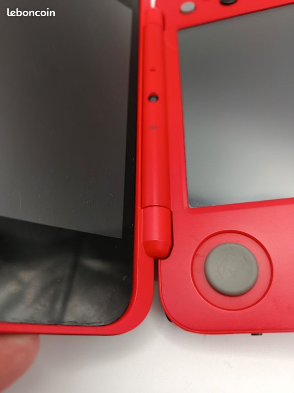 Nintendo 2DS XL Édition Pokéball (image 8)