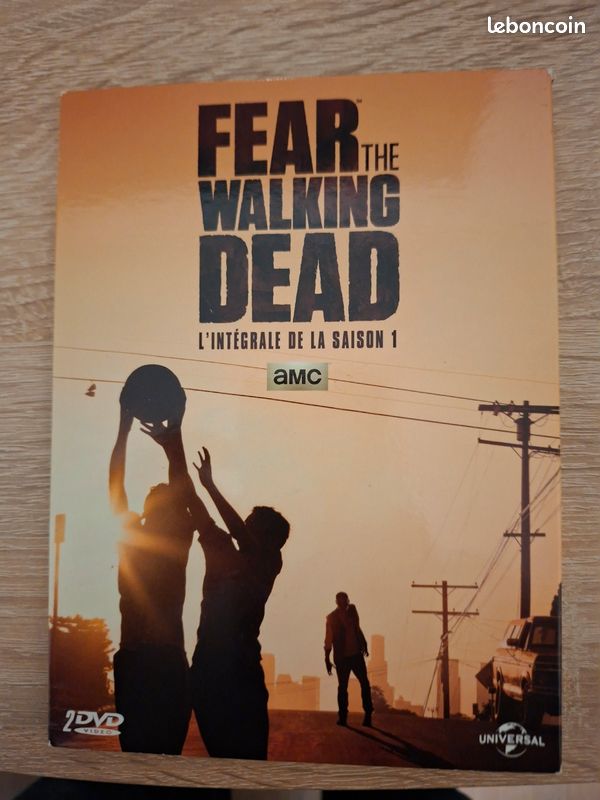 Dvd walking dead l’integrale saison 1 (image 1)