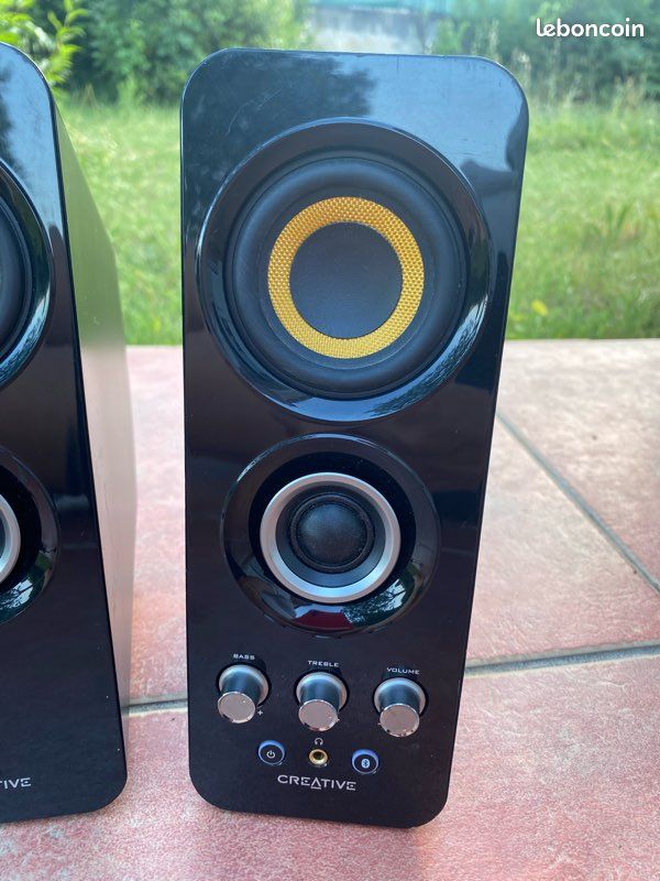 Enceinte Bluetooth Creative T30 (image 2)