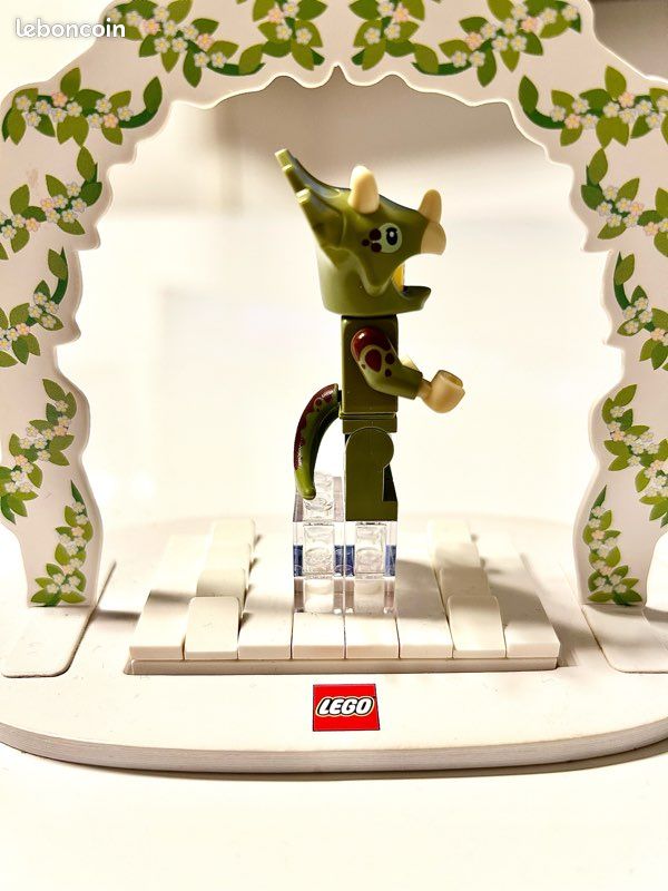 LEGO Minifigure Series 25 - Figurine Triceratops Costume Fan - col431 - Complet (image 4)