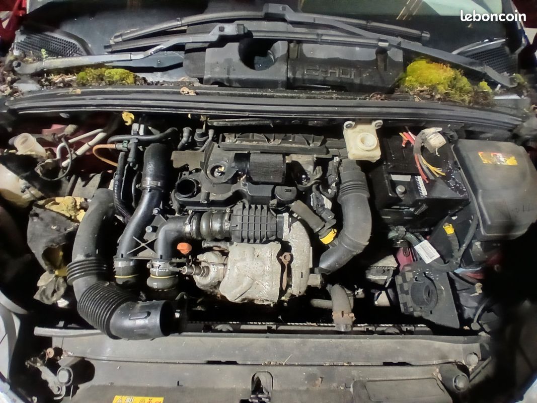 Vend pièces sur véhicule Citroën C4 2 1.6HDI 112cv 11/2011 (image 5)