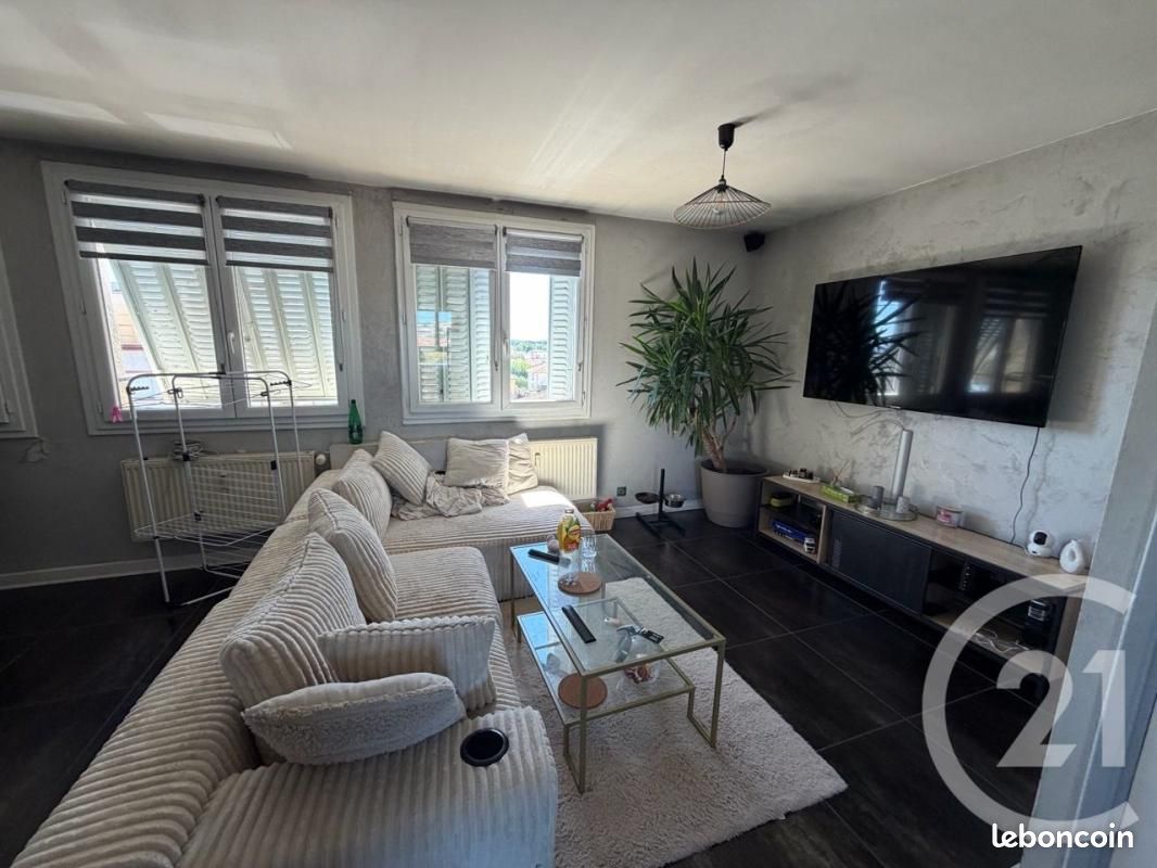 Appartement 4 pièces 67 m² · à Aurillac · 67 m² · 93 000 €