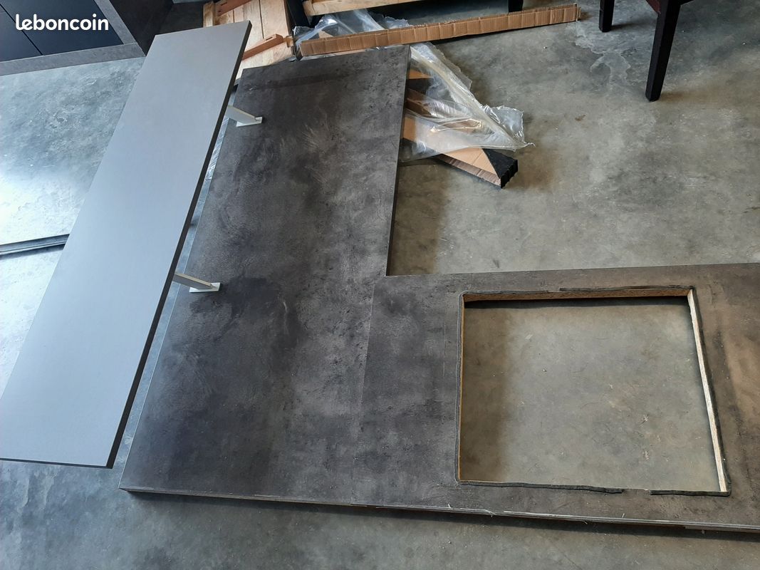 Plan de travail + rehaussement bar (image 1)