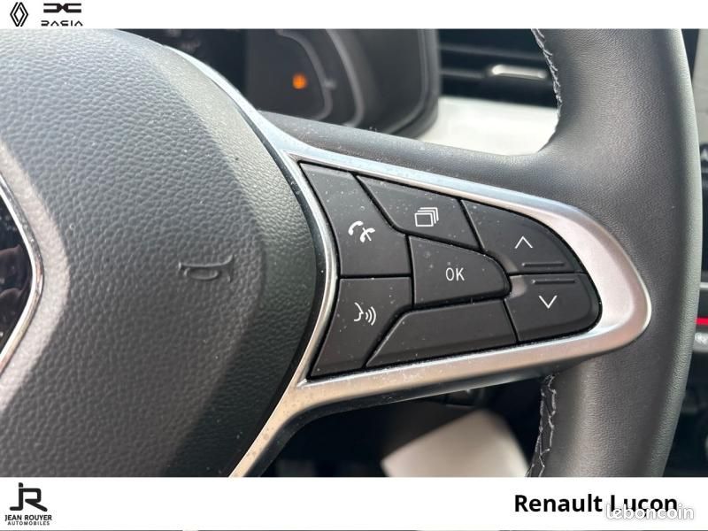 Renault Clio 1.3 TCe 140ch Techno (image 18)