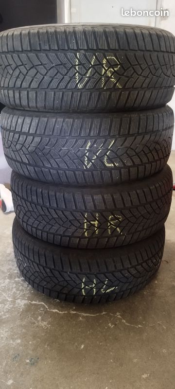 Pneus Hiver Goodyear UltraGrip Performance+ 235/50 R19 103V (image 1)