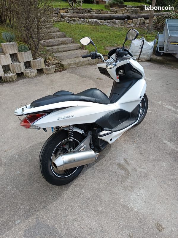 Honda 125 pcx Motos