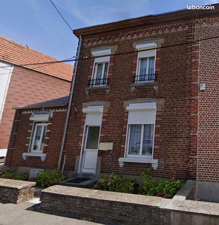 Maison 6 pièces 122 m² · à Feignies · 122 m² · 850 €/mois